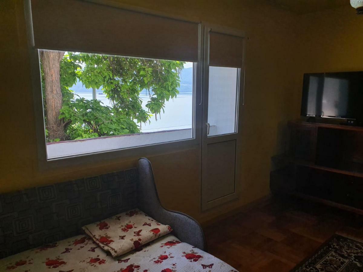 شقة Apartament Denis Orşova المظهر الخارجي الصورة