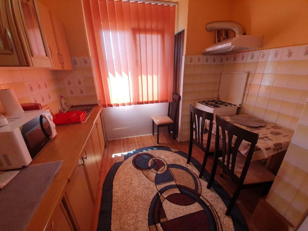 شقة Apartament Denis Orşova المظهر الخارجي الصورة